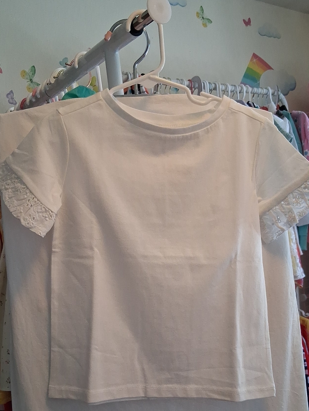 🧮✂️📐Gymboree White Short Sleeve Tee with Eyelet Sleeve Trim